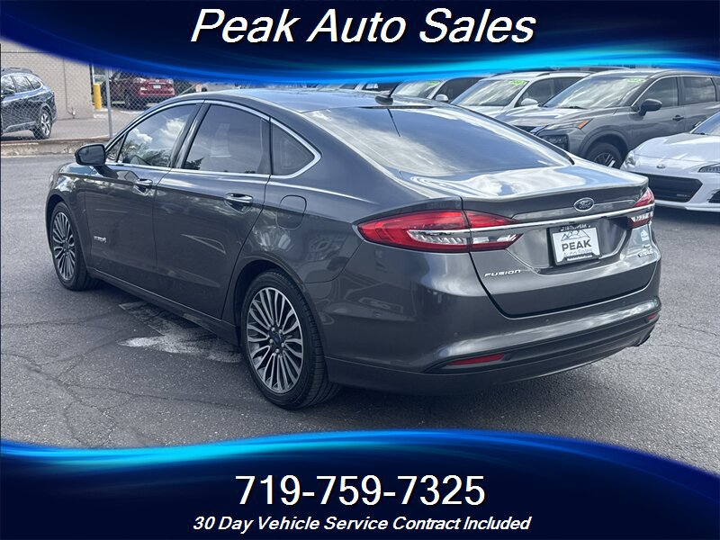 Used 2018 Ford Fusion SE w/ Equipment Group 602A FWD image 5