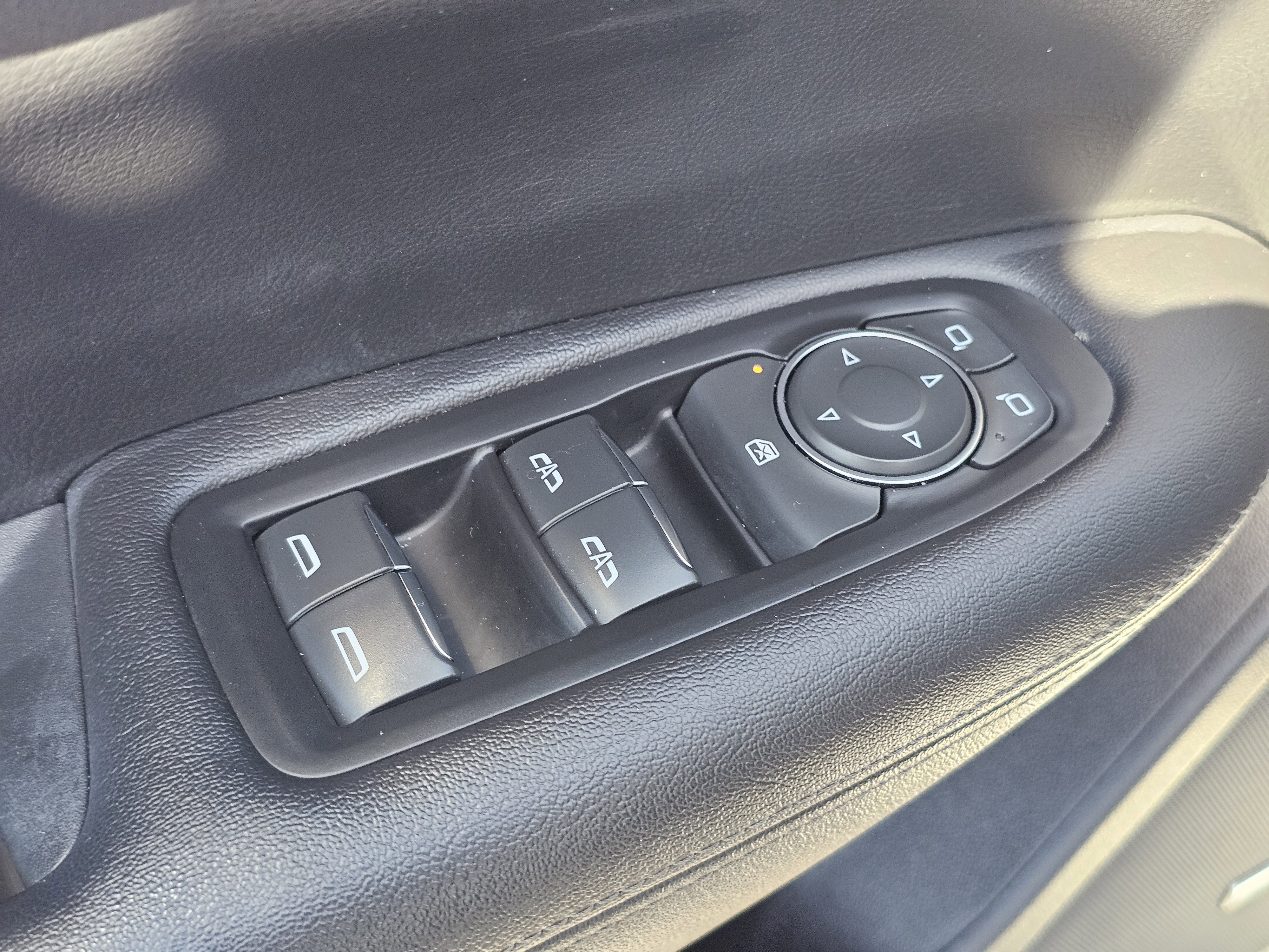 Used 2023 Cadillac XT5 Luxury FWD image 15
