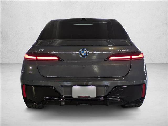 Used 2023 BMW i7 xDrive60 AWD/4WD image 6