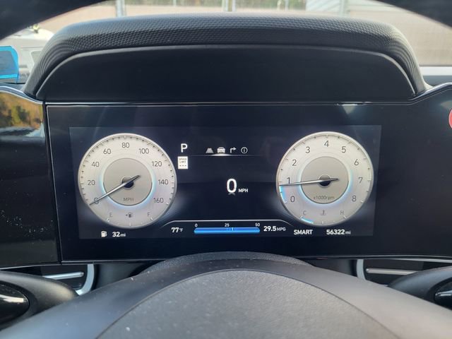 Used 2025 Hyundai Elantra Limited image 25