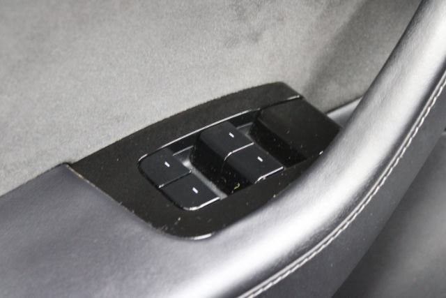 Used 2018 Tesla Model 3 Long Range AWD/4WD image 11