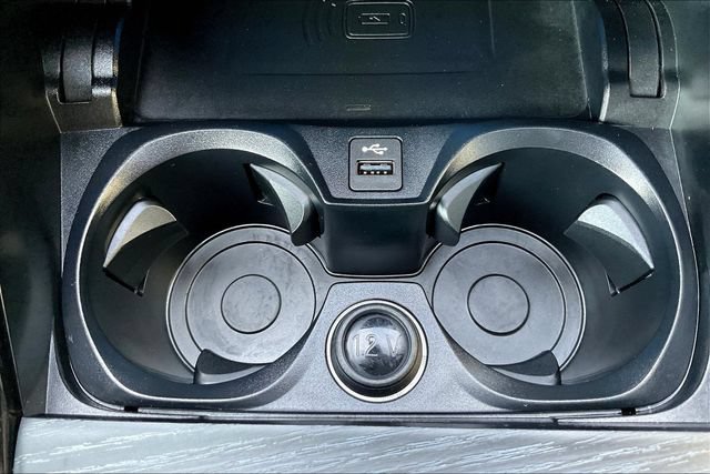 Used 2025 BMW 230i Coupe w/ M Sport Package RWD image 18