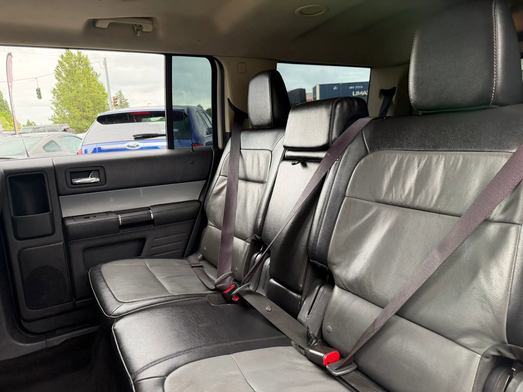Used 2013 Ford Flex SEL FWD image 17