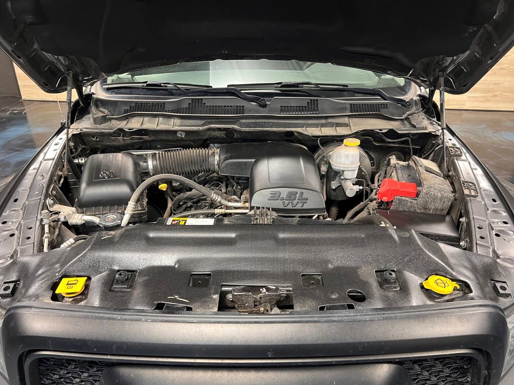 Used 2019 RAM 1500 Classic Warlock w/ Electronics Group image 17