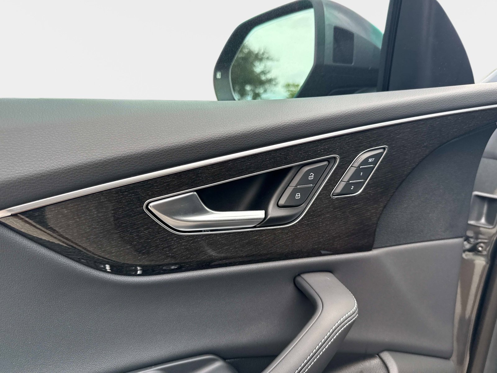 New 2026 Audi Q8 Premium Plus AWD/4WD image 17
