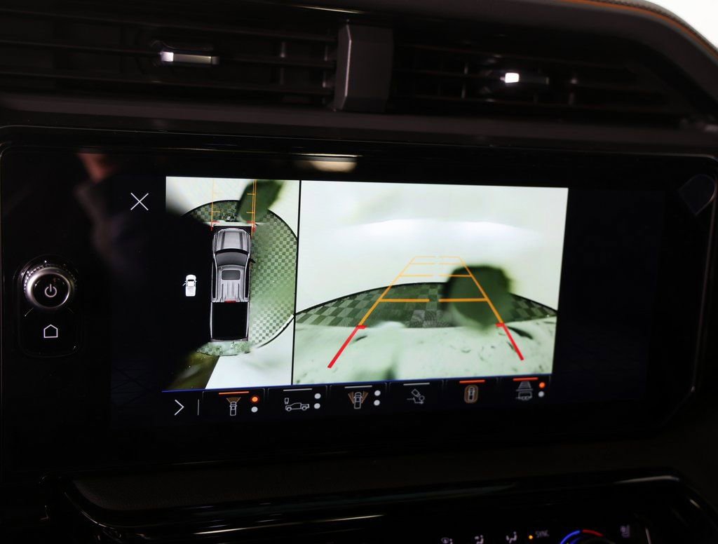 Certified 2025 GMC Sierra 1500 AT4 w/ AT4 Premium Package image 14