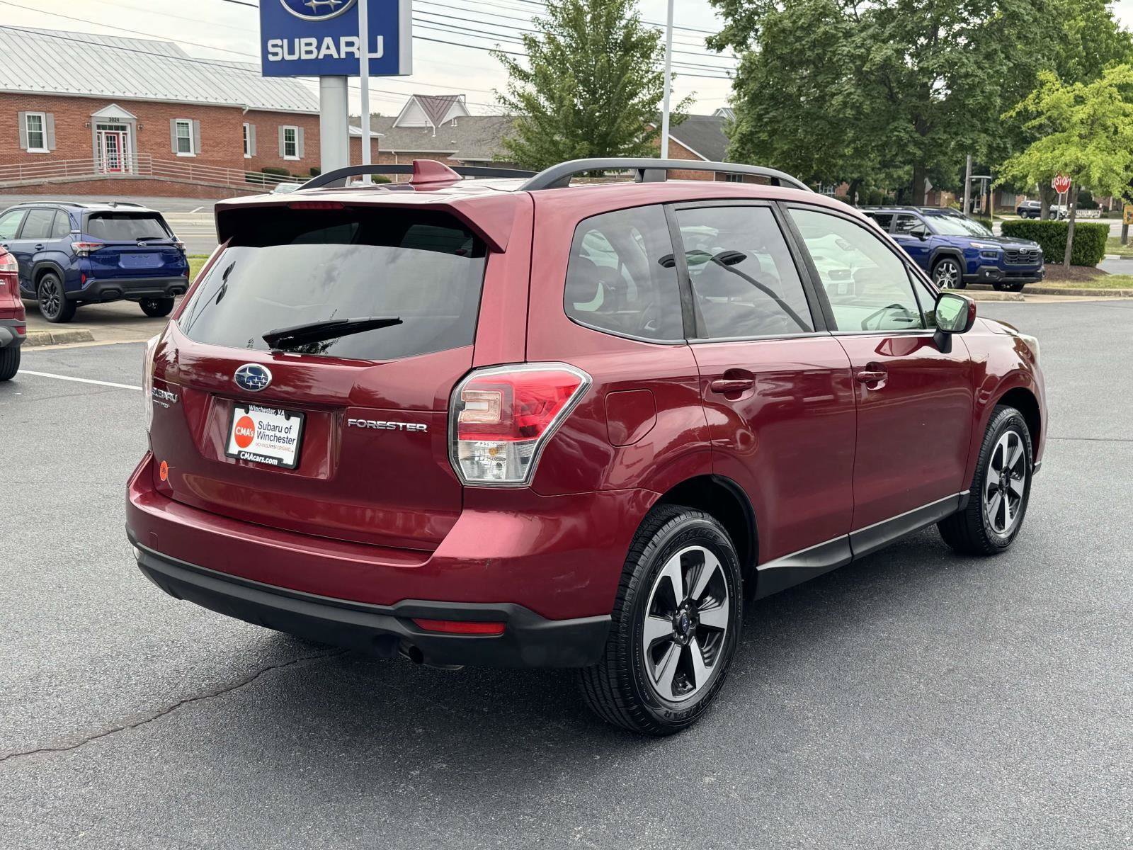 Used 2018 Subaru Forester 2.5i Premium w/ All-Weather Package AWD/4WD image 2