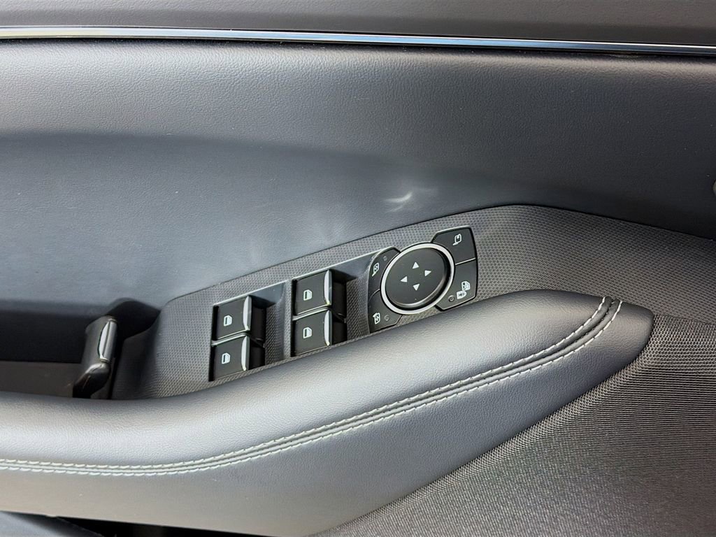 Used 2024 Ford Mustang Mach-E Select w/ Comfort Package Lite image 28