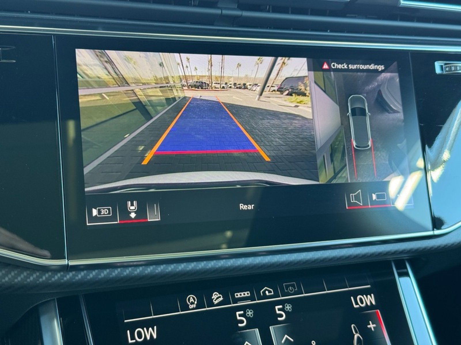 Used 2025 Audi SQ7 Premium Plus image 33