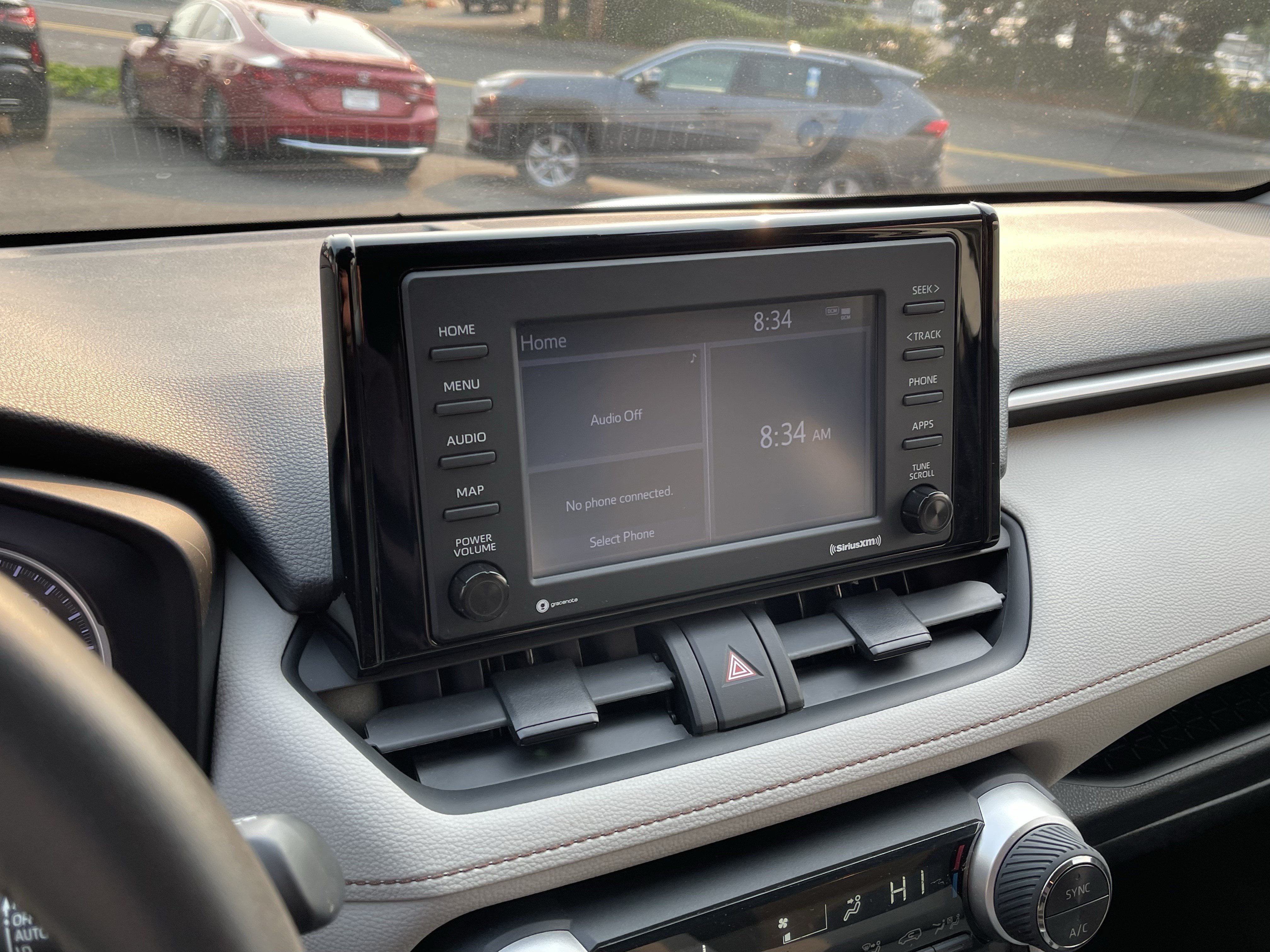 Certified 2020 Toyota RAV4 XLE w/ XLE Grade Weather Package AWD/4WD image 21