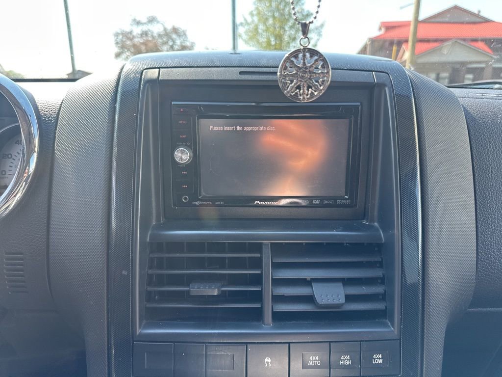 Used 2009 Ford Explorer Sport Trac XLT image 7