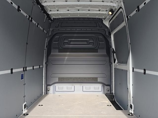 Used 2025 Mercedes-Benz Sprinter 2500 image 10