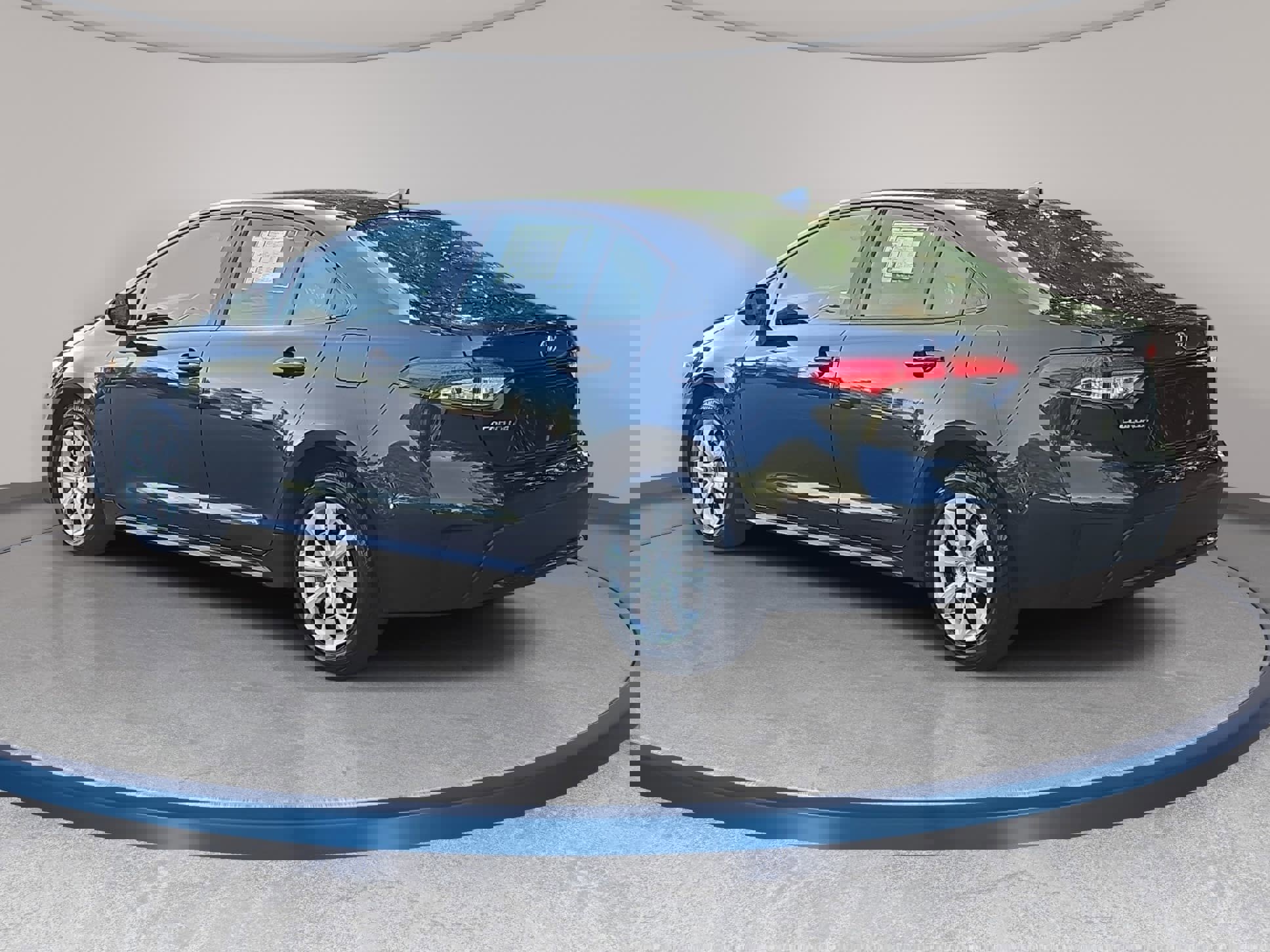 Used 2022 Toyota Corolla LE image 7