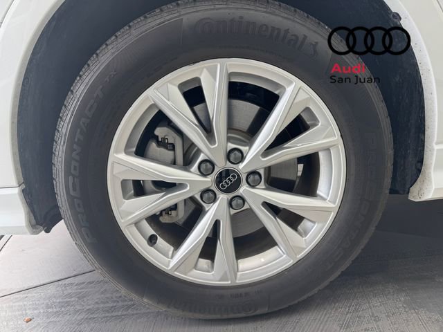 Used 2025 Audi Q3 2.0T Premium w/ Convenience Package image 5