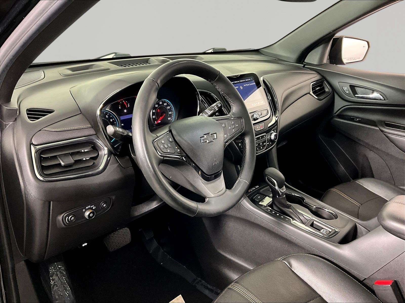 Used 2023 Chevrolet Equinox Premier AWD/4WD image 17