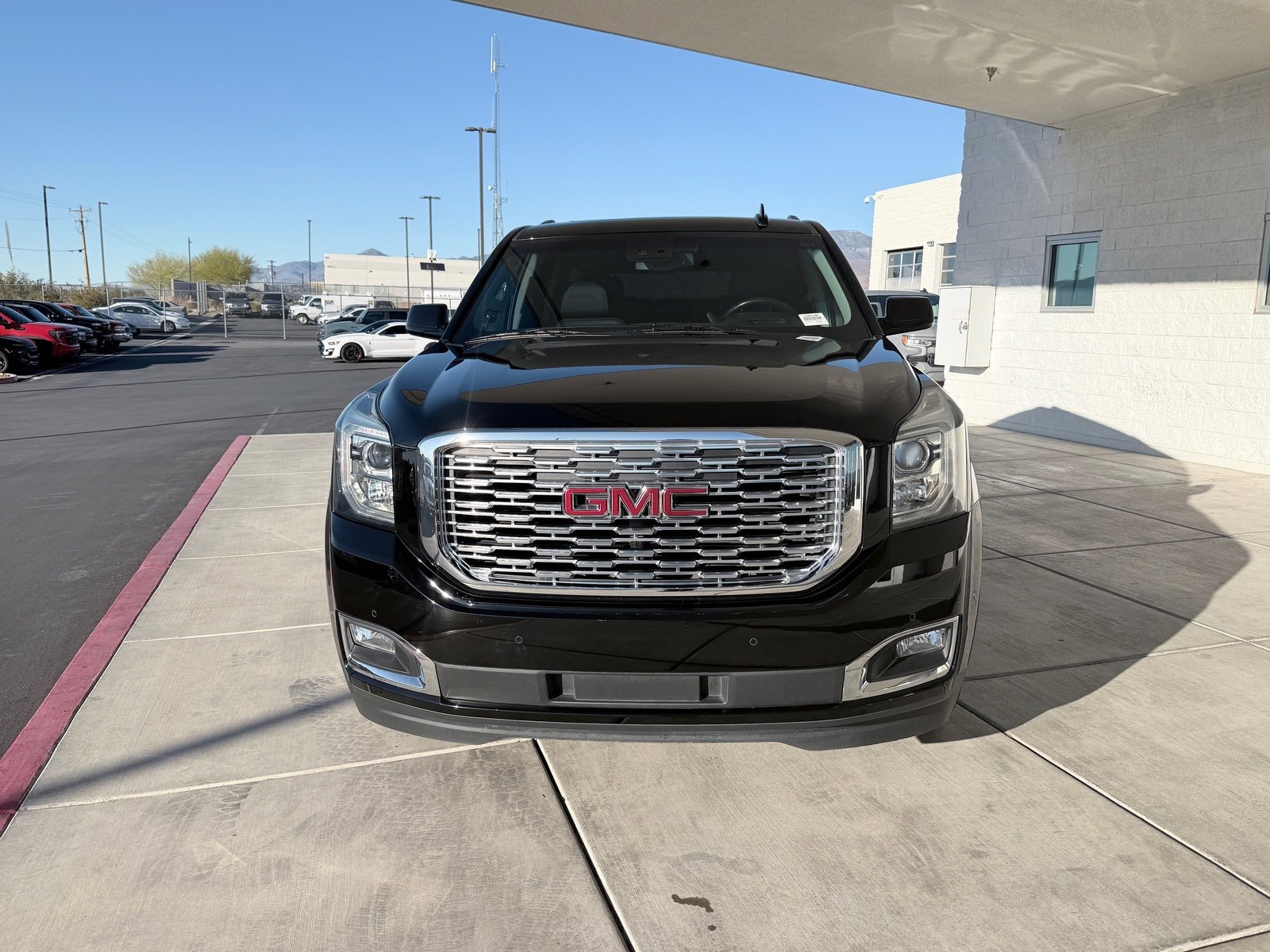 Used 2018 GMC Yukon Denali w/ Denali Ultimate Package image 8