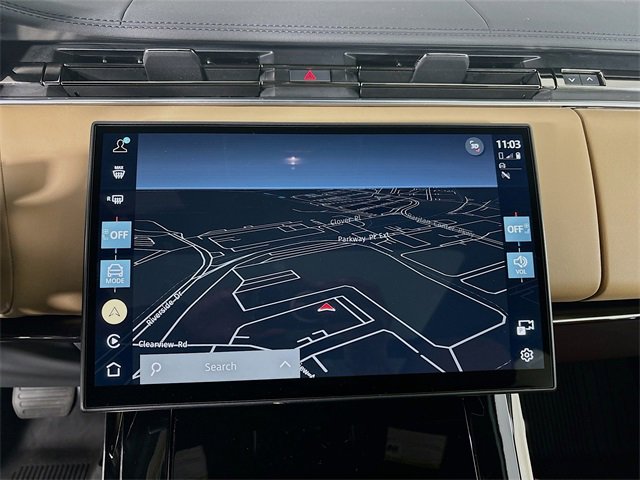 Used 2025 Land Rover Range Rover Sport SE image 15