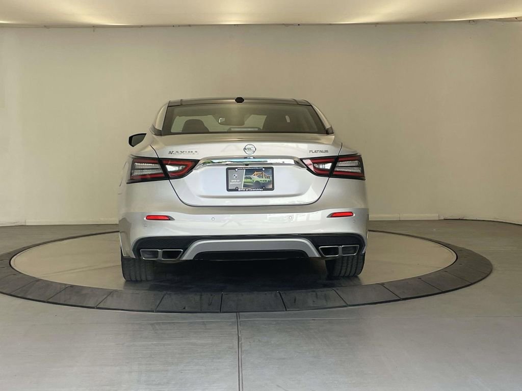 Used 2019 Nissan Maxima Platinum w/ Sport Mat Group FWD image 4