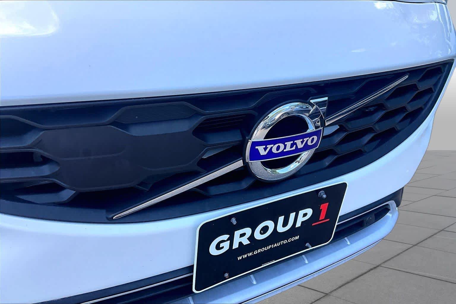 Used 2018 Volvo V60 T5 Cross Country w/ Convenience Package AWD/4WD image 29