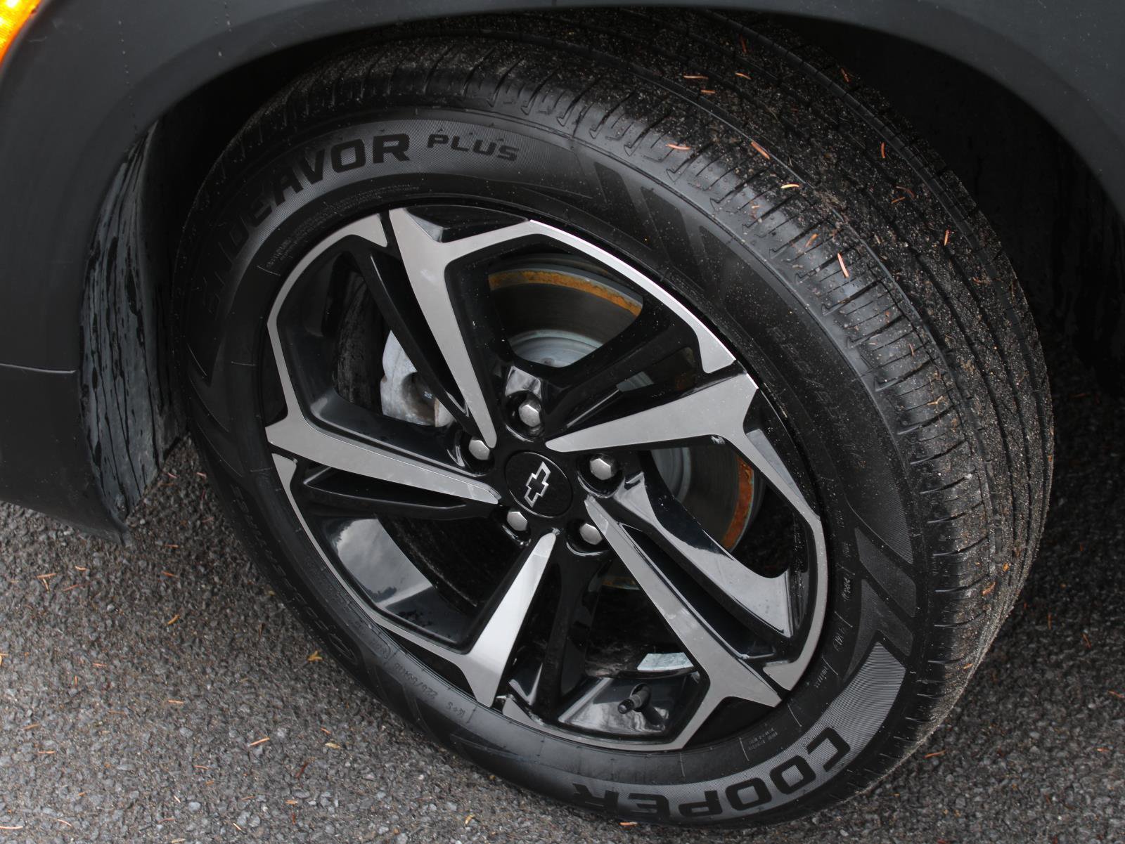 Used 2023 Chevrolet TrailBlazer RS w/ Sun and Liftgate Package image 19