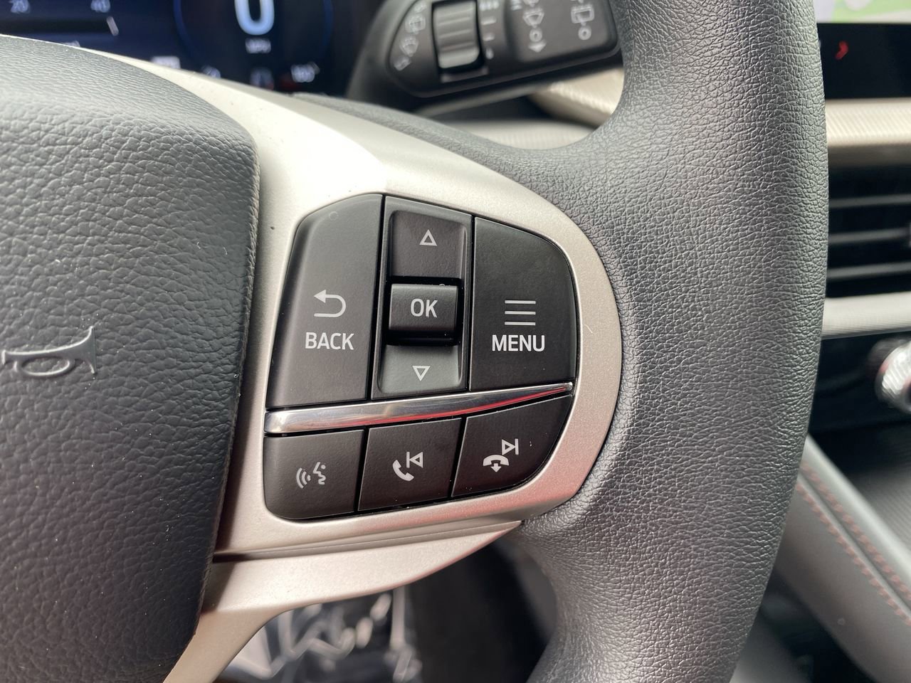 New 2026 Ford Explorer Active image 29