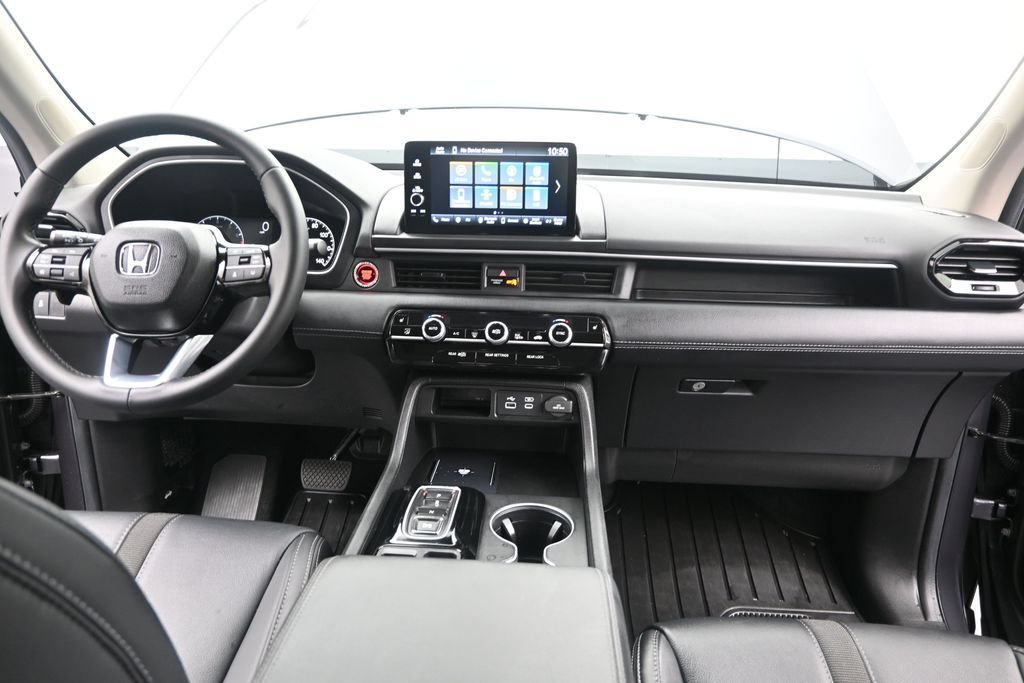 Certified 2025 Honda Pilot EX-L image 30