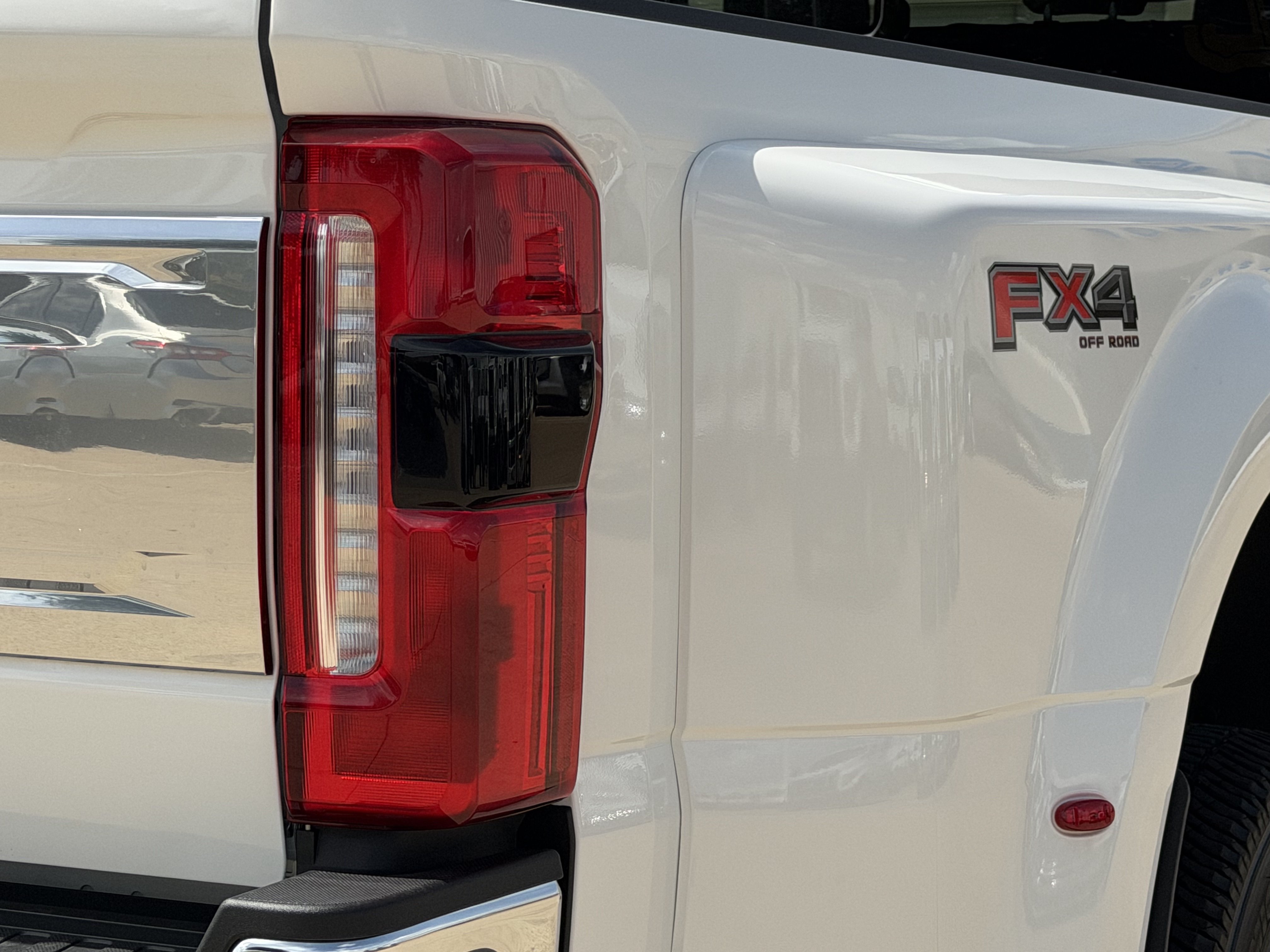 New 2026 Ford F350 King Ranch w/ Chrome Package AWD/4WD image 15