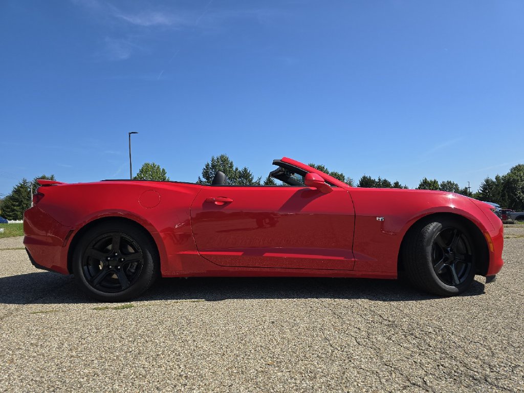 Used 2023 Chevrolet Camaro LT RWD image 19