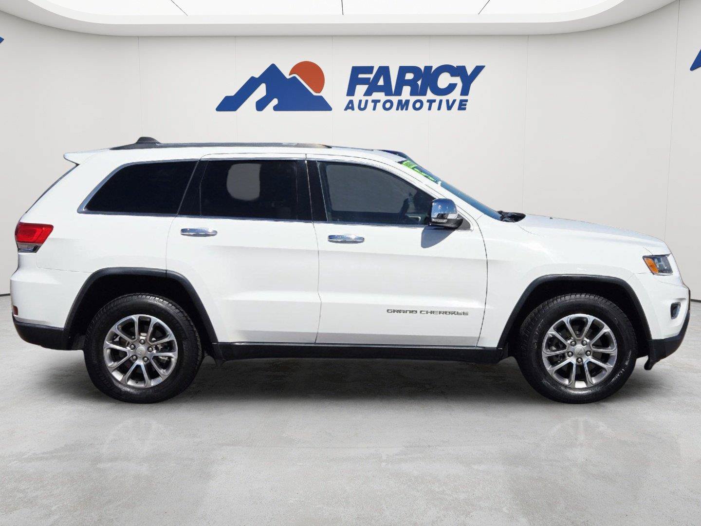 Used 2015 Jeep Grand Cherokee Limited AWD/4WD image 8