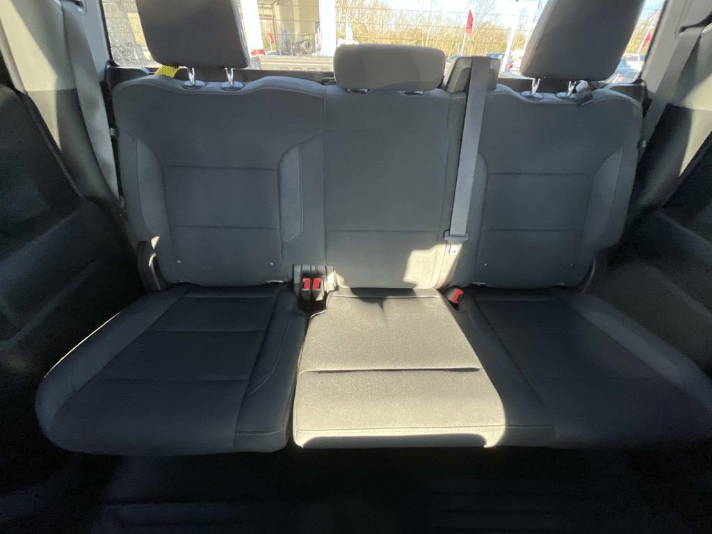 Certified 2024 Chevrolet Silverado 1500 Custom image 30