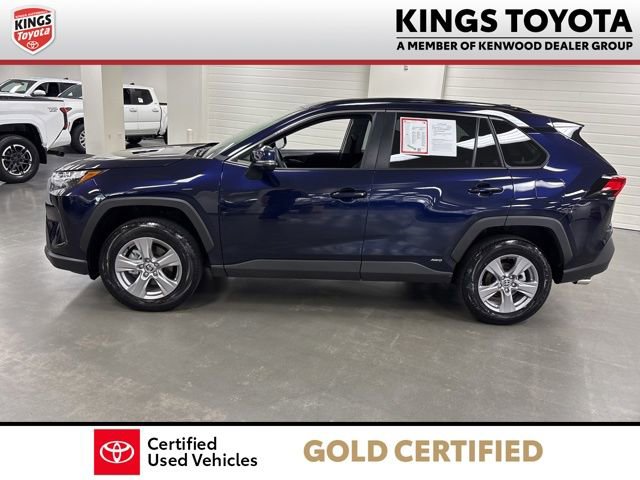 Used 2025 Toyota RAV4 XLE image 5