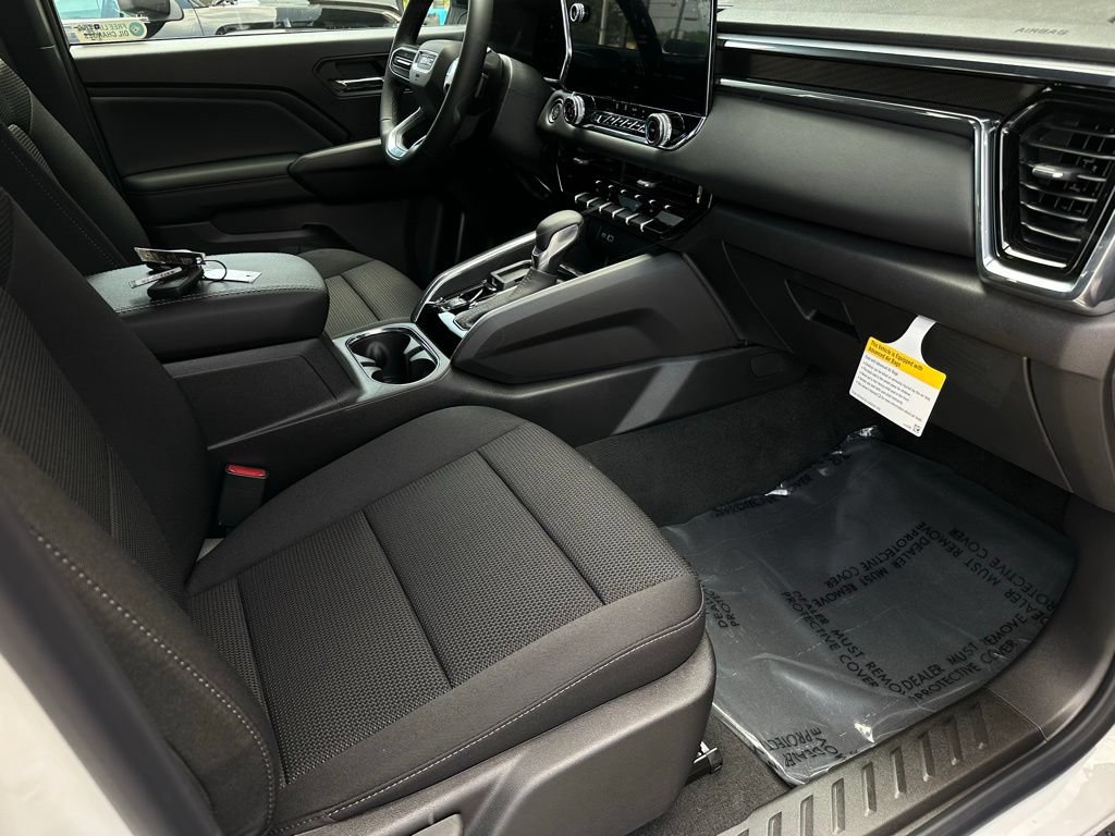 New 2026 GMC Canyon Elevation RWD image 15
