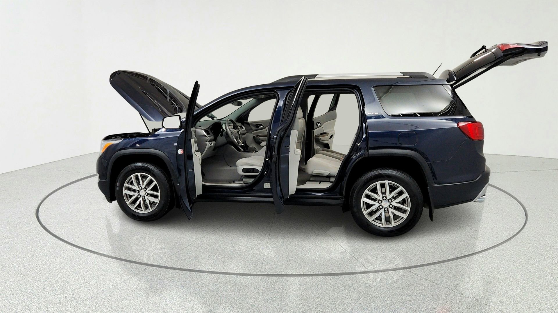 Used 2017 GMC Acadia SLE FWD image 10