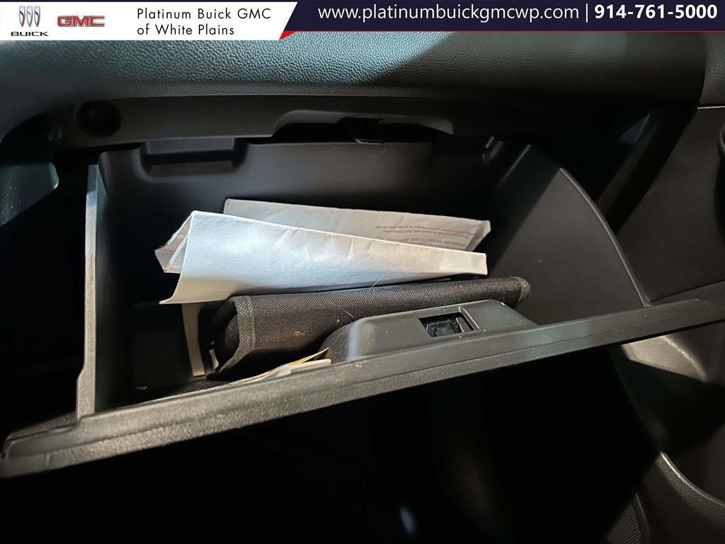 Used 2022 Buick Encore GX Essence w/ Advanced Technology Package image 34