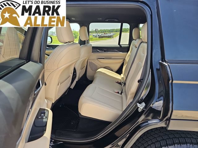 Used 2023 Jeep Grand Cherokee Limited AWD/4WD image 25