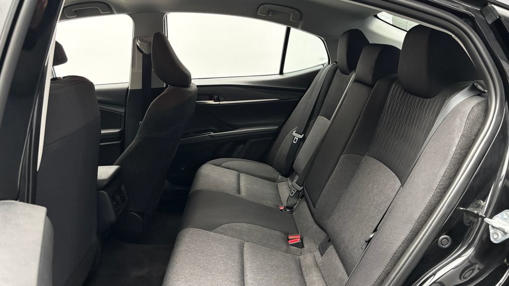 Used 2025 Toyota Camry LE FWD image 34