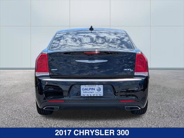 Used 2017 Chrysler 300 C Platinum w/ Safetytec Plus Group AWD/4WD image 4