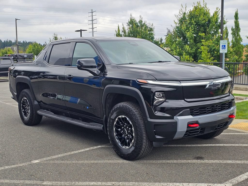 Used 2026 Chevrolet Silverado EV Trail Boss AWD/4WD image 7