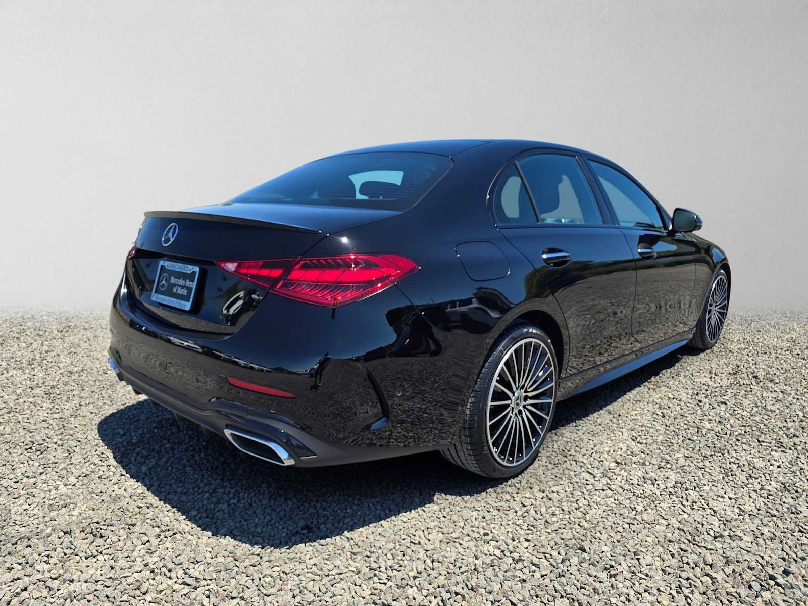 Used 2024 Mercedes-Benz C 300 Sedan image 3