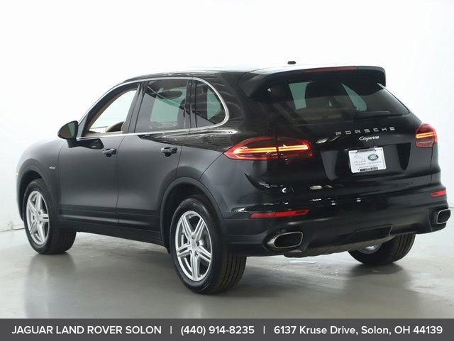 Used 2016 Porsche Cayenne Diesel image 5