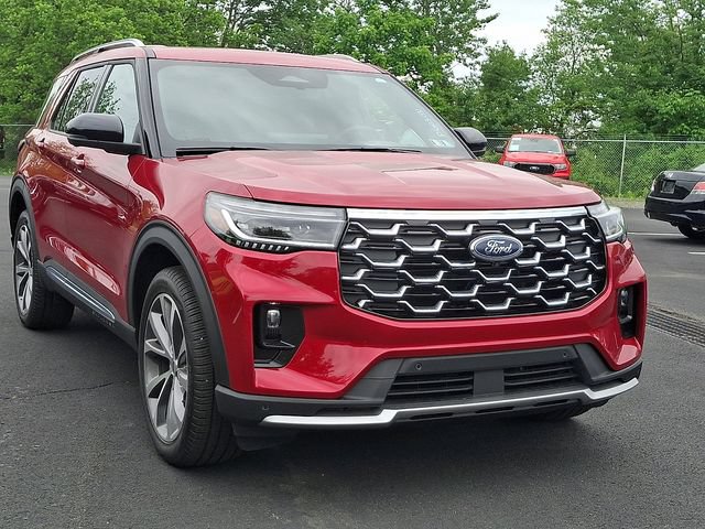 Certified 2025 Ford Explorer Platinum w/ Ultimate Package AWD/4WD image 2
