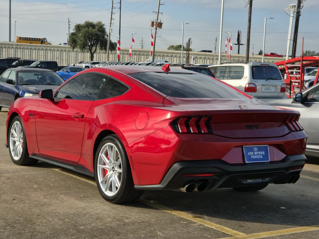 Used 2024 Ford Mustang GT Premium RWD image 7