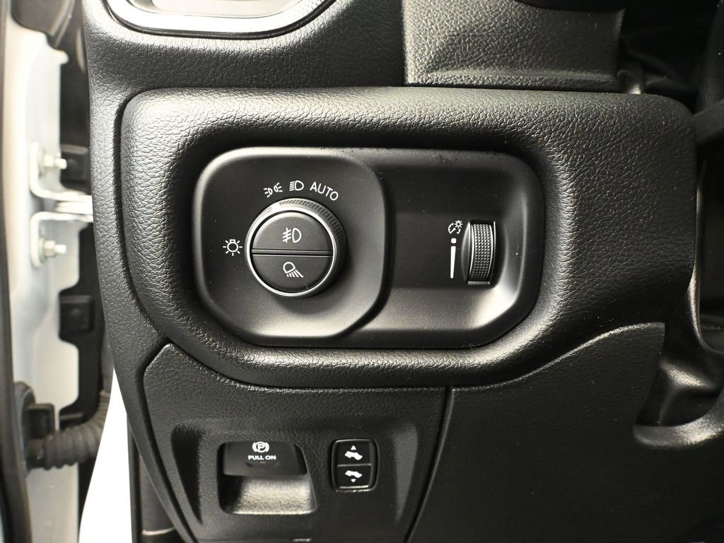 Used 2024 RAM 1500 Sport image 30