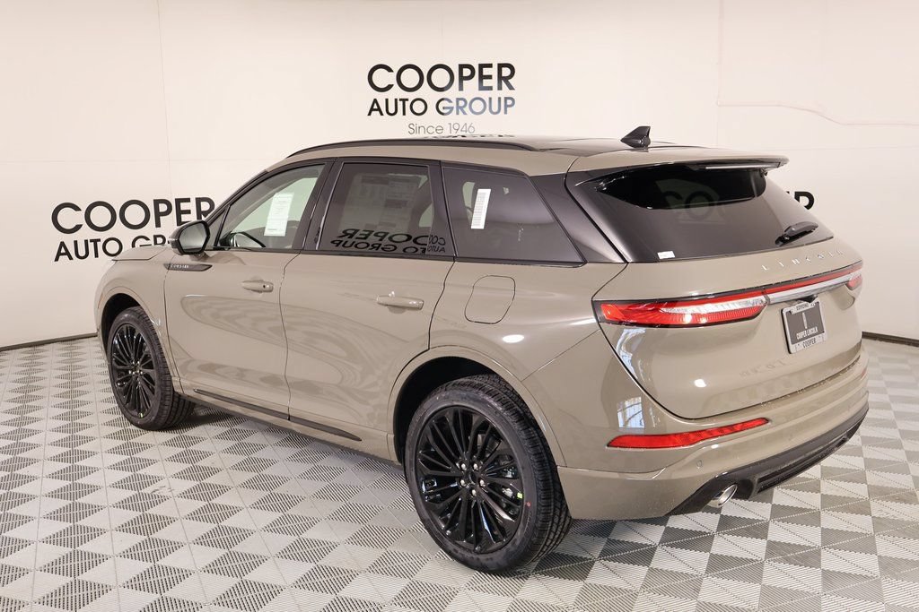 New 2026 Lincoln Corsair Reserve w/ Jet Appearance Package FWD image 24