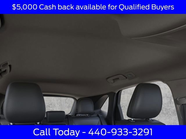 New 2026 Ford Escape SE w/ Class II Trailer Tow Package FWD image 25
