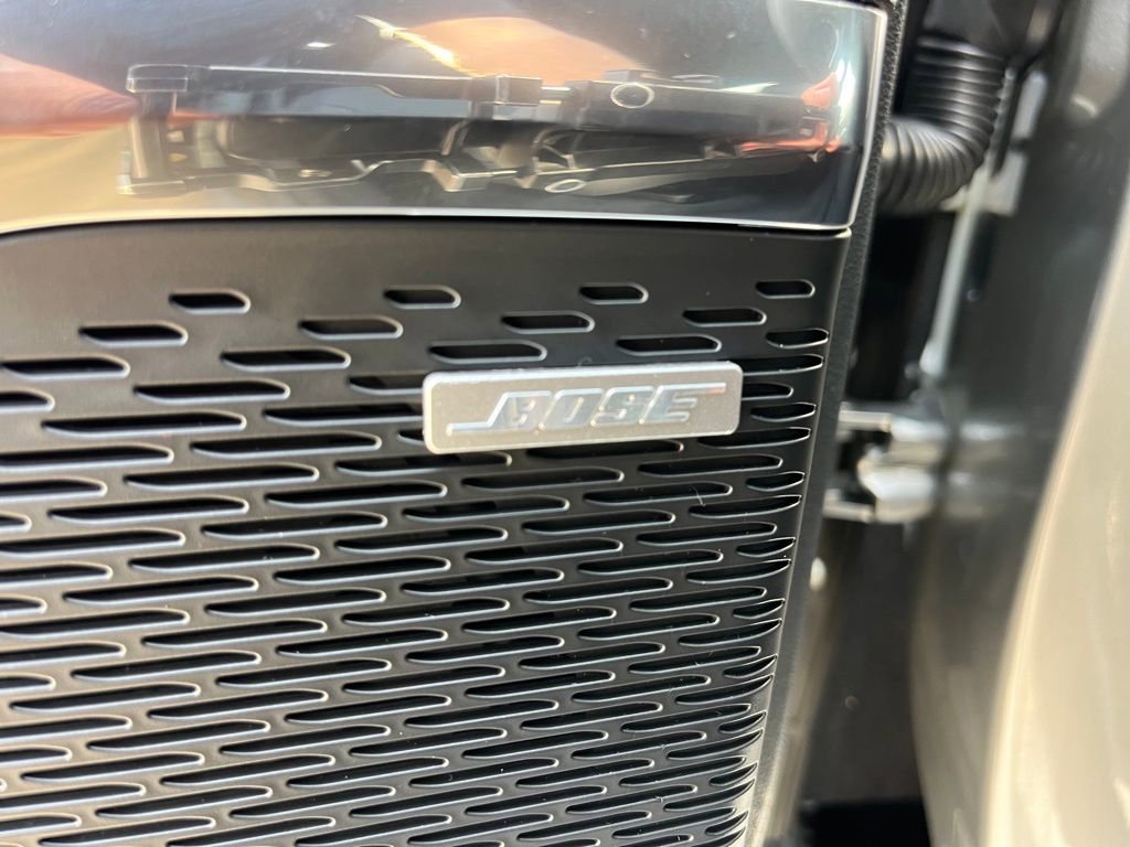 New 2025 GMC Acadia Elevation w/ Elevation Premium Package image 32