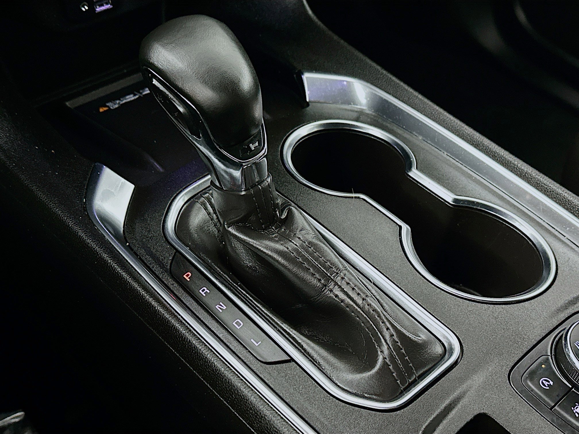 Used 2023 Chevrolet Traverse High Country image 17