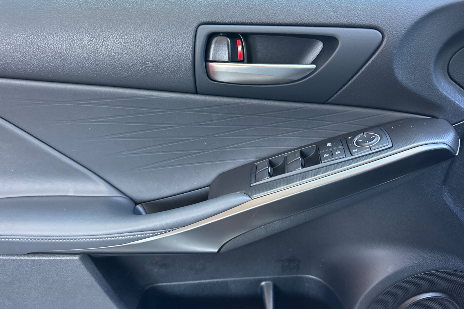 Certified 2024 Lexus IS 350 F Sport RWD image 11