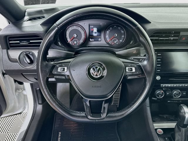 Used 2021 Volkswagen Passat 2.0T R-Line FWD image 12