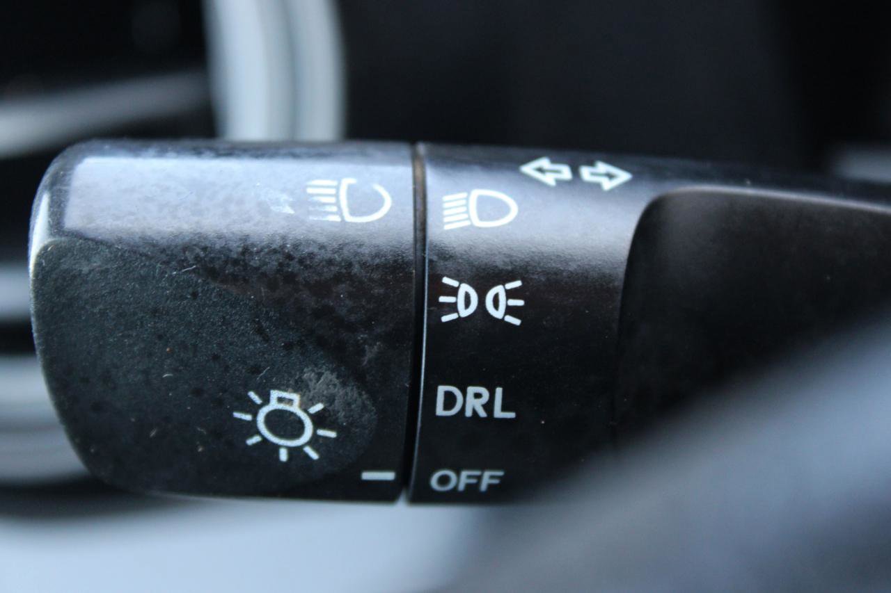 Used 2016 Toyota Tacoma SR image 23